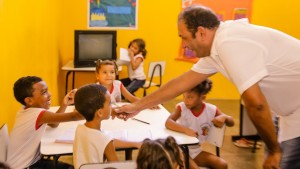 thumbnail_Reinaugurada escola Pinóquio em Ilhéus - Secom Clodoaldo Ribeiro (2)