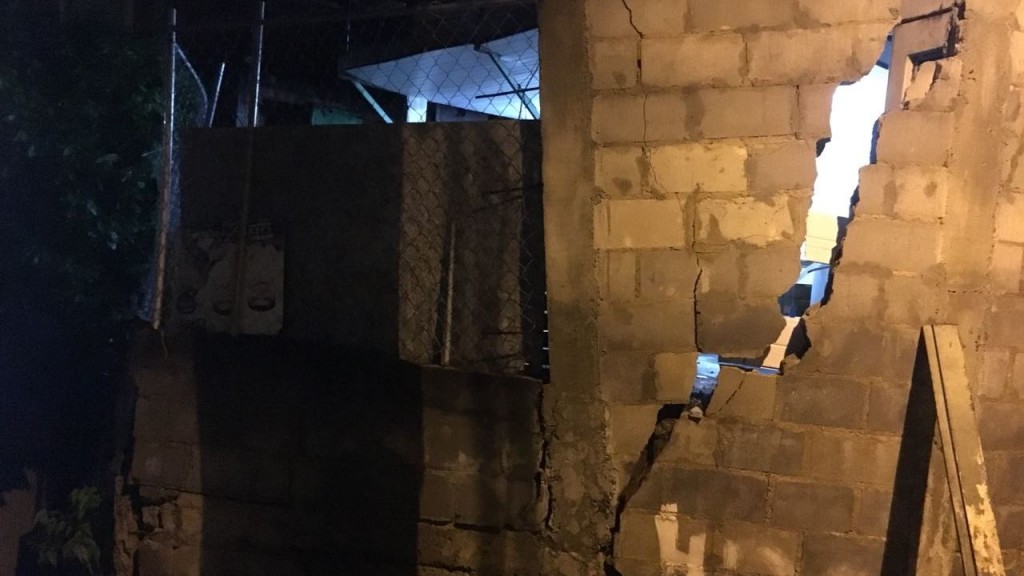 Chuvas da madrugada causam estragos nos altos da Tapera e Amparo - Divulgação (4)